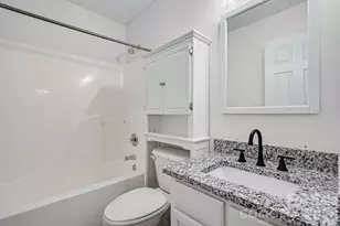 8041 Stoneham Ct, Charlotte, NC 28105 - Photo 26