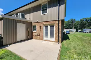406 E 18th St, Kannapolis, NC 28083 - Photo 16