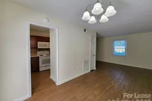 406 E 18th St, Kannapolis, NC 28083 - Photo 4
