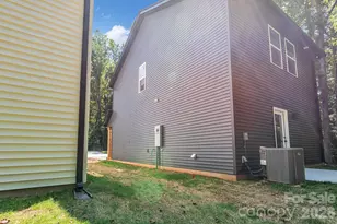 112 N Yadkin Ave, Spencer, NC 28159 - Photo 4