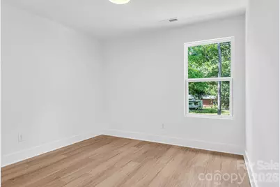 112 N Yadkin Avenue, Spencer, NC 28159 - Photo 28