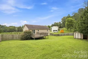 1970 Husbands Creek Rd, Lenoir, NC 28645 - Photo 30