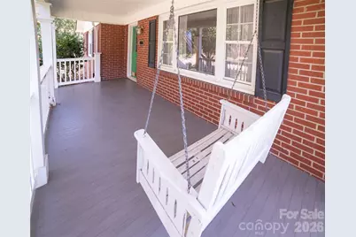 115 N Chestnut Street, Morganton, NC 28655 - Photo 2