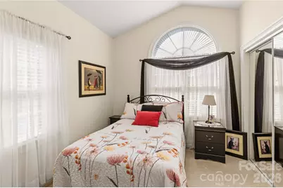 165 Ewbank Garden Drive, Hendersonville, NC 28791 - Photo 22