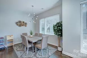 914 Westbrook Dr, Charlotte, NC 28202 - Photo 10