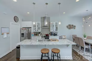 914 Westbrook Dr, Charlotte, NC 28202 - Photo 4