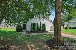 11207 Gold Pan Rd, Charlotte, NC 28215 - Photo 1