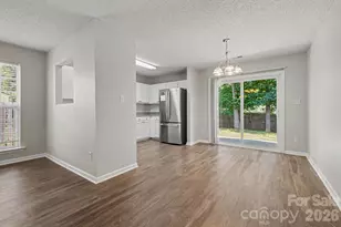 11207 Gold Pan Rd, Charlotte, NC 28215 - Photo 4