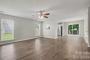 11207 Gold Pan Rd, Charlotte, NC 28215 - Photo 10