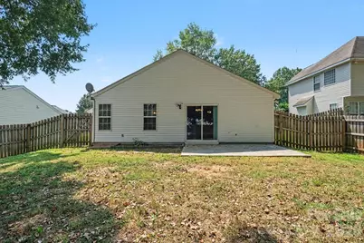 11207 Gold Pan Road, Charlotte, NC 28215 - Photo 22