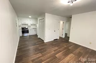 810 S Dalton St, Gastonia, NC 28052 - Photo 6
