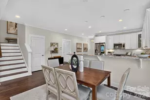 2562 Roseview Ln, Charlotte, NC 28205 - Photo 18