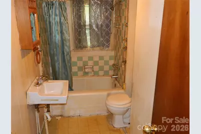 310 Reform Street SW, Lenoir, NC 28645 - Photo 8