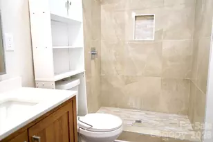 302 Cedar St, Lancaster, SC 29720 - Photo 12
