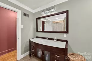 1442 Plumcrest Dr, Charlotte, NC 28216 - Photo 18