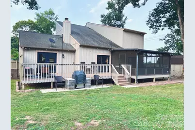 496 17th Avenue Drive NE, Hickory, NC 28601 - Photo 24