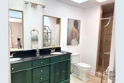 496 17th Avenue Drive NE, Hickory, NC 28601 - Photo 12