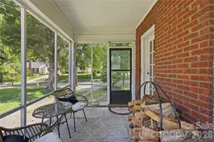 700 Woodruff Pl, Charlotte, NC 28208 - Photo 22