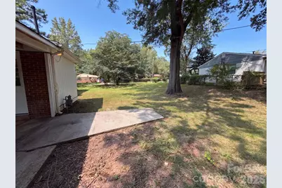 728 Milan Road E, Charlotte, NC 28216 - Photo 20