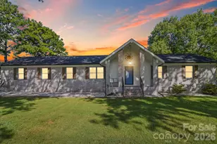 4410 Coddle Creek Dr, Concord, NC 28027 - Photo 2