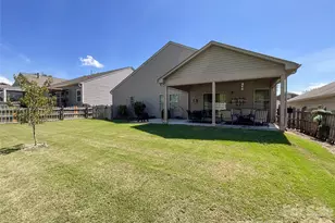 2005 Yellow Daisy Dr, Matthews, NC 28104 - Photo 32