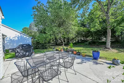 12728 Planters Row Drive, Charlotte, NC 28278 - Photo 2