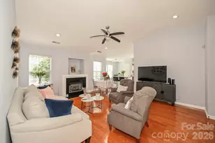 12728 Planters Row Dr, Charlotte, NC 28278 - Photo 6