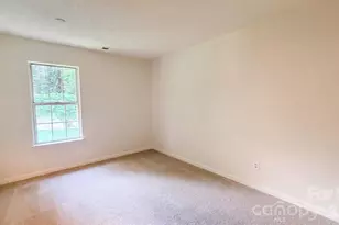 6223 Sunbridge Ct, Charlotte, NC 28269 - Photo 10
