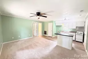 117 Robinson Ave, Matthews, NC 28104 - Photo 16