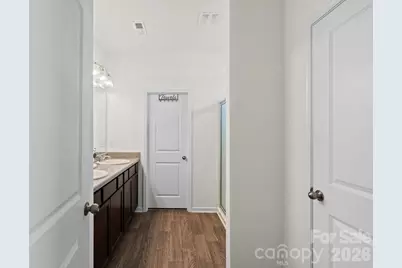 9011 Evercrisp Lane, Charlotte, NC 28215 - Photo 24