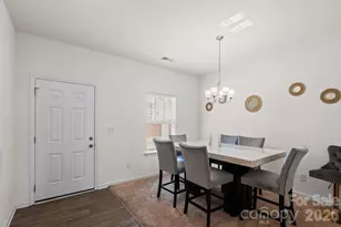 9011 Evercrisp Ln, Charlotte, NC 28215 - Photo 6