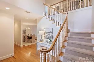 8929 Challis Hill Ln, Charlotte, NC 28226 - Photo 4