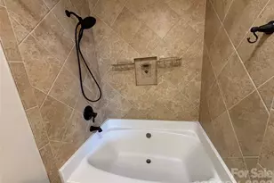 1332 Torrence Cir, Davidson, NC 28036 - Photo 24