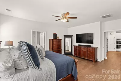 15706 Aviary Orchard Way, Charlotte, NC 28278 - Photo 24
