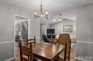 22 Southchase Dr, Fletcher, NC 28732 - Photo 10