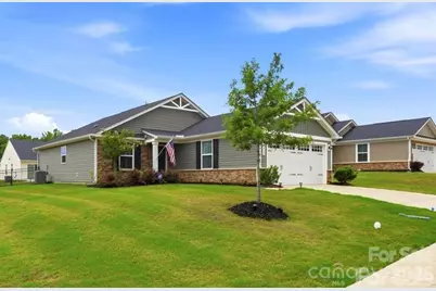 620 Grandiflora Avenue, Lancaster, SC 29720 - Photo 2