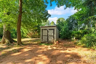 2010 Glendalough Ln, Matthews, NC 28105 - Photo 40