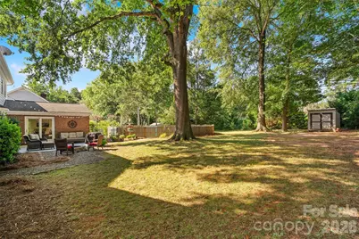 2010 Glendalough Lane, Matthews, NC 28105 - Photo 36