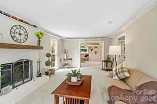 2010 Glendalough Ln, Matthews, NC 28105 - Photo 10