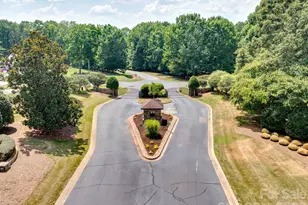 128 S Harbor Watch Dr, Statesville, NC 28677 - Photo 46
