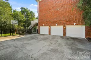 815 36th Ave Pl NW, Hickory, NC 28601 - Photo 42