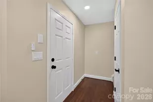 1428 Griers Grove Rd, Charlotte, NC 28216 - Photo 24