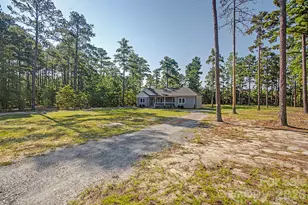 112 E Jimmy St, Candor, NC 27229 - Photo 4