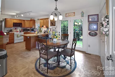 1861 Plaza Drive, Hickory, NC 28602 - Photo 8