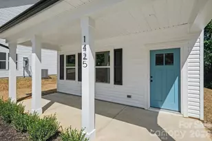 1425 23rd Ave Pl NE, Hickory, NC 28601 - Photo 2