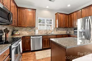 15329 Jade St, Charlotte, NC 28277 - Photo 8