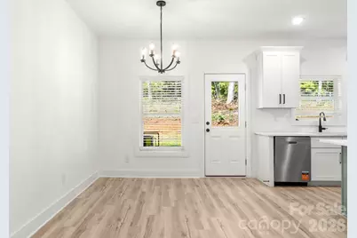 516 Carolyn Lane, Charlotte, NC 28213 - Photo 14