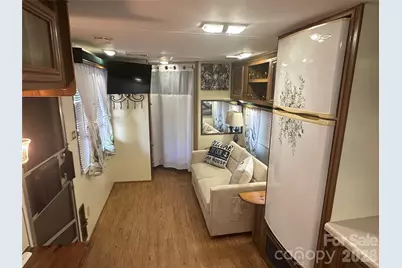 142 Cardinal Avenue, New London, NC 28127 - Photo 22