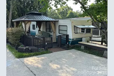 142 Cardinal Avenue, New London, NC 28127 - Photo 1