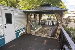 142 Cardinal Ave, New London, NC 28127 - Photo 24